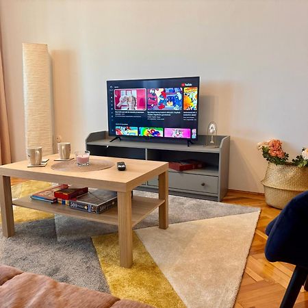 Sky Apartment Székelyudvarhely Kültér fotó